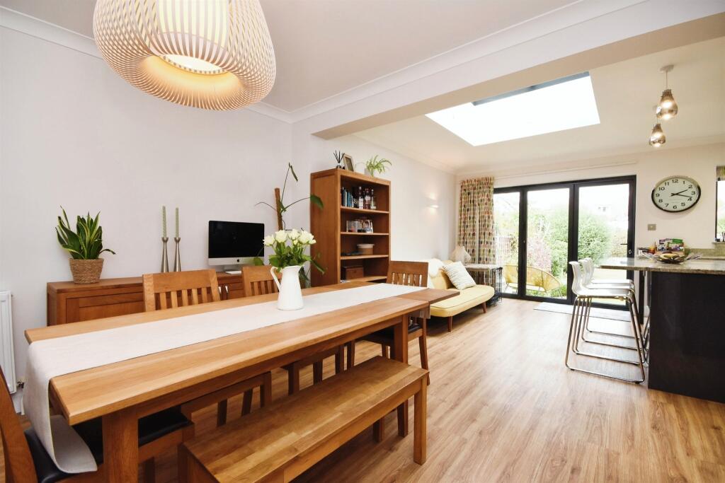 Additional property image - Finchley Avenue, Chelmsford