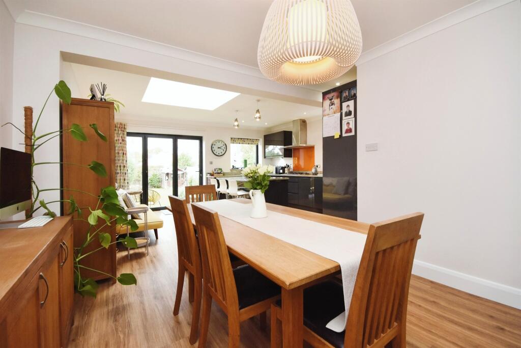 Additional property image - Finchley Avenue, Chelmsford