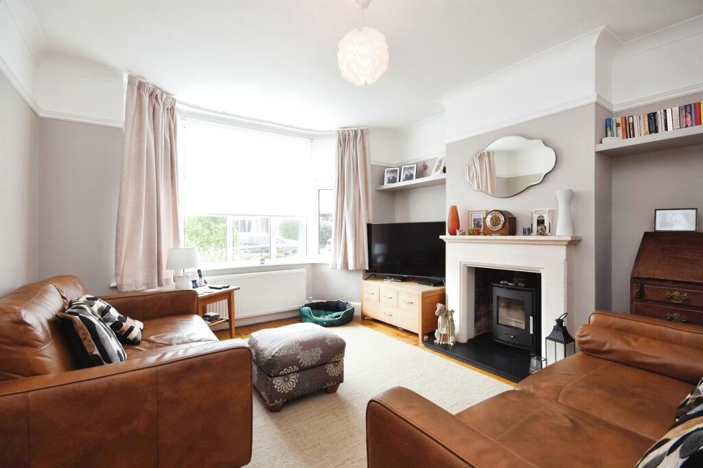 Additional property image - Finchley Avenue, Chelmsford