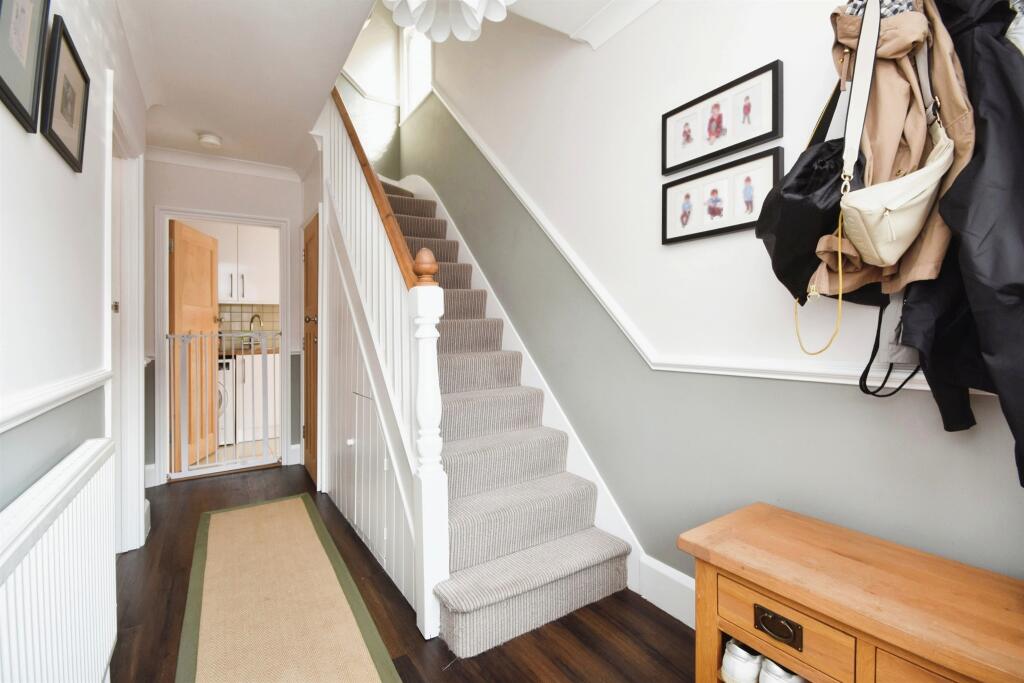 Additional property image - Finchley Avenue, Chelmsford