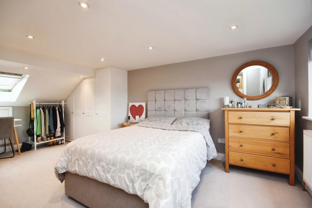 Additional property image - Finchley Avenue, Chelmsford