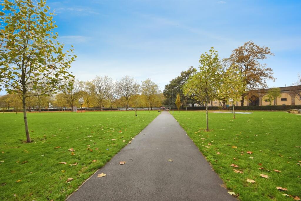 Additional property image - Burgess Springs, Chelmsford