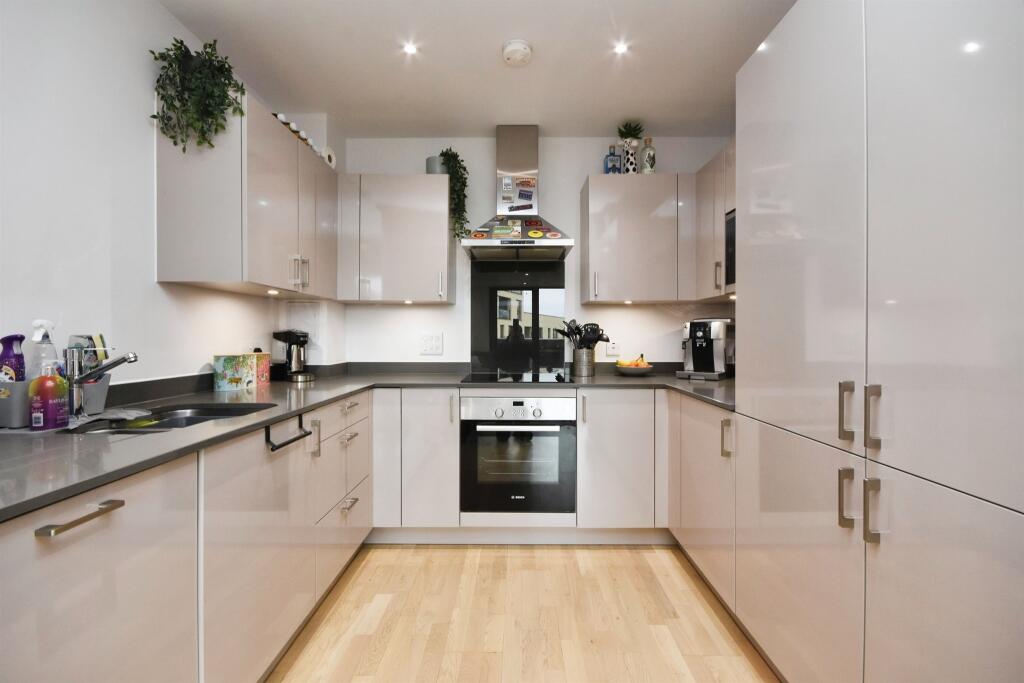 Additional property image - Burgess Springs, Chelmsford