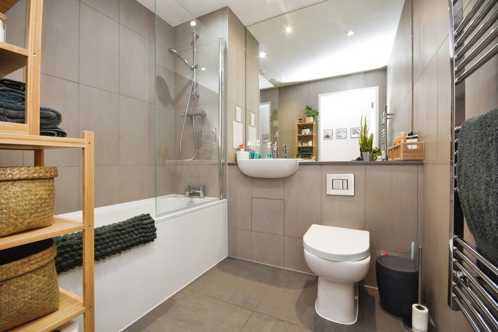 Additional property image - Burgess Springs, Chelmsford
