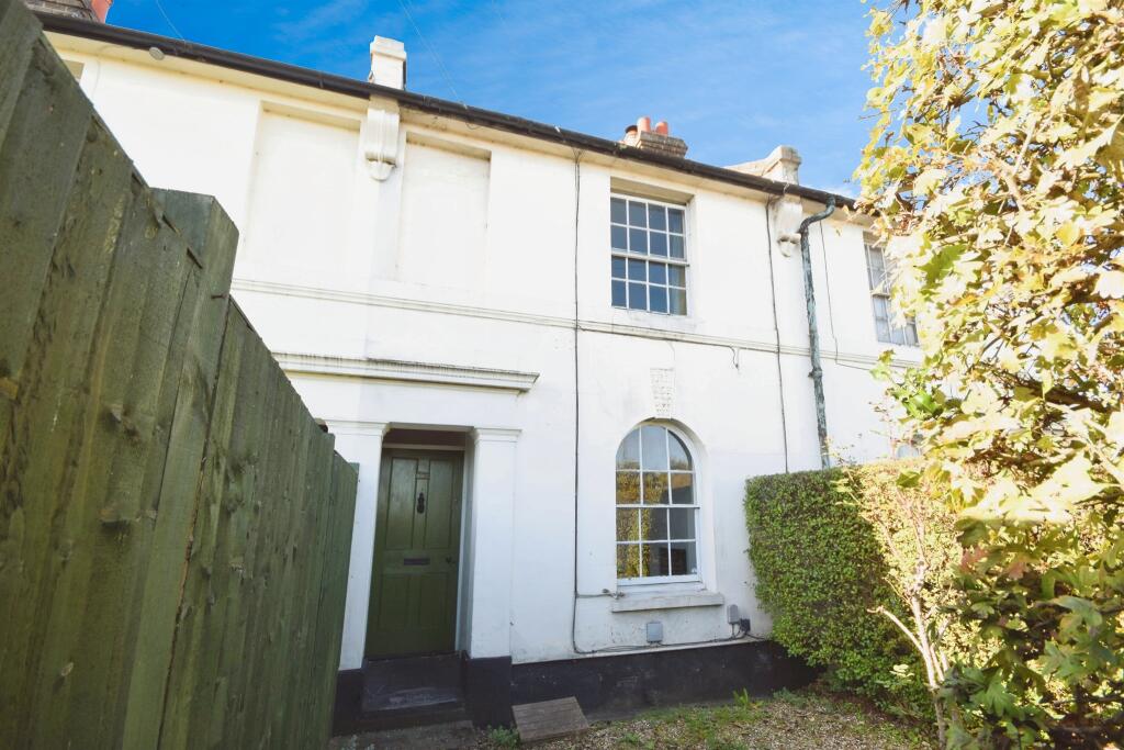 Main image of property: Baddow Road, Chelmsford