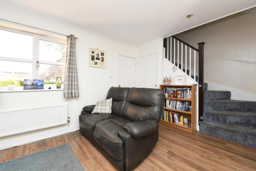2 bedroom end of terrace house for sale in Froden Brook, BILLERICAY, CM11