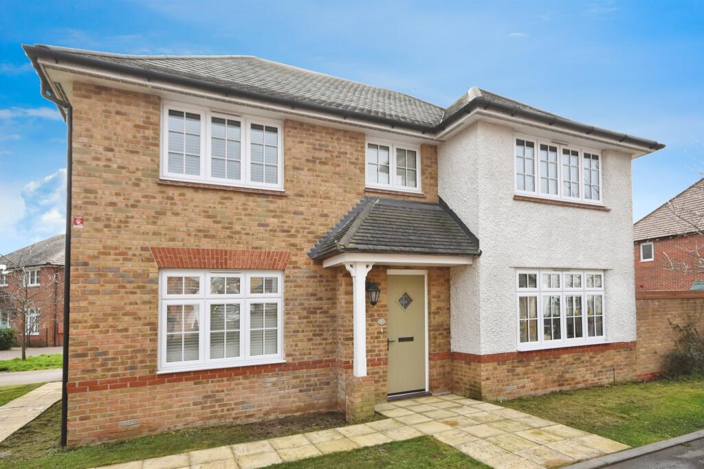 Main image of property: Mundells Drive, BASILDON