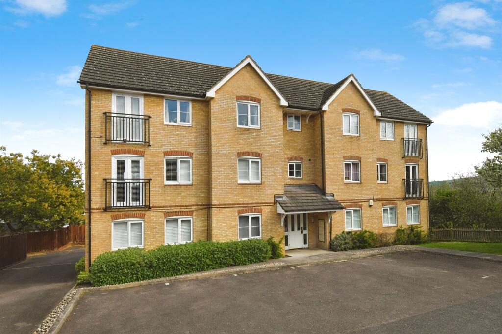 Main image of property: Czarina Rise, Laindon, Basildon