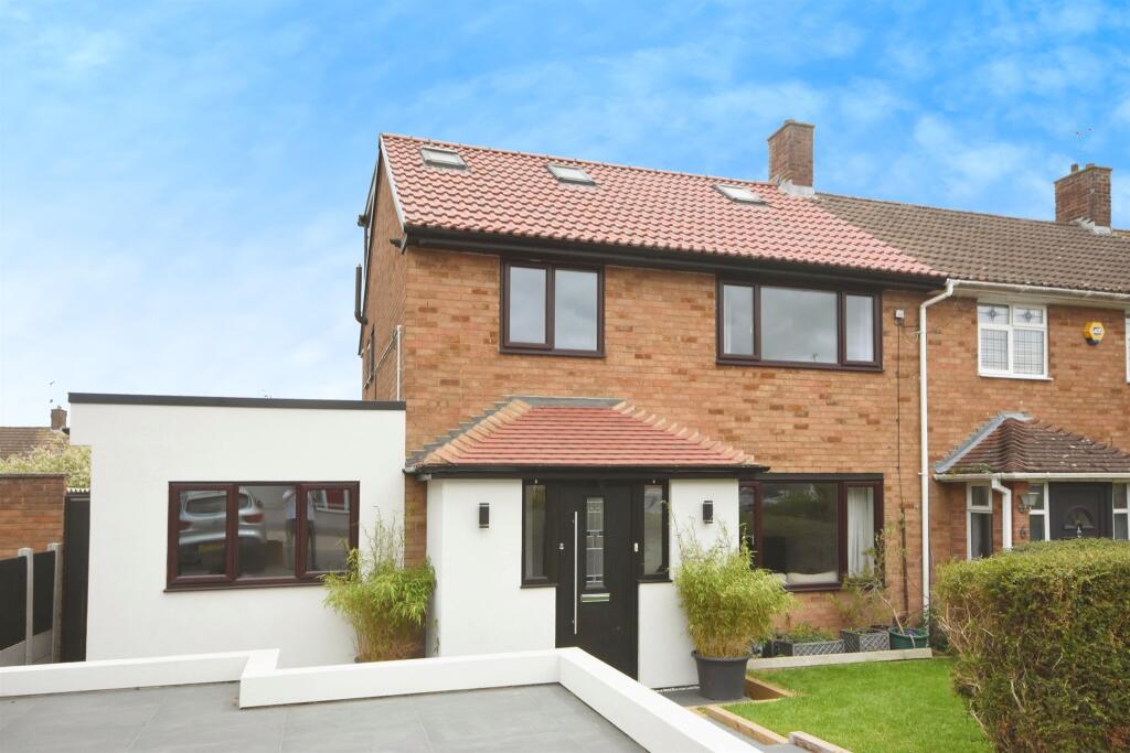 Main image of property: Peldon Pavement, Basildon