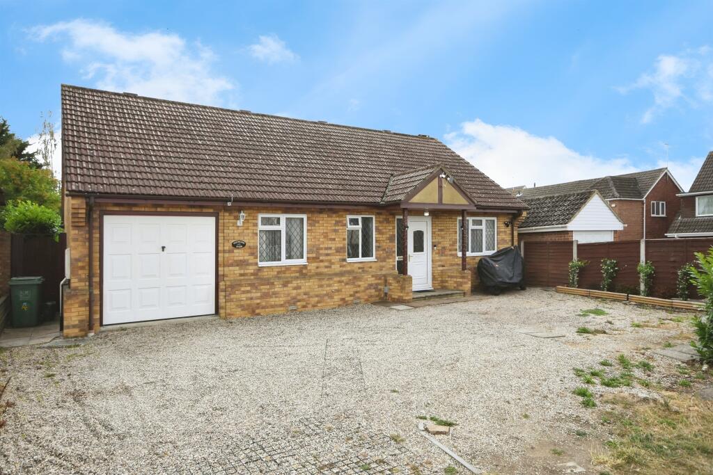 Main image of property: Scrub Rise, Billericay