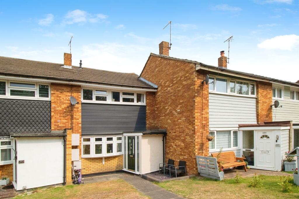 Main image of property: Arterial Road, Leigh-On-Sea