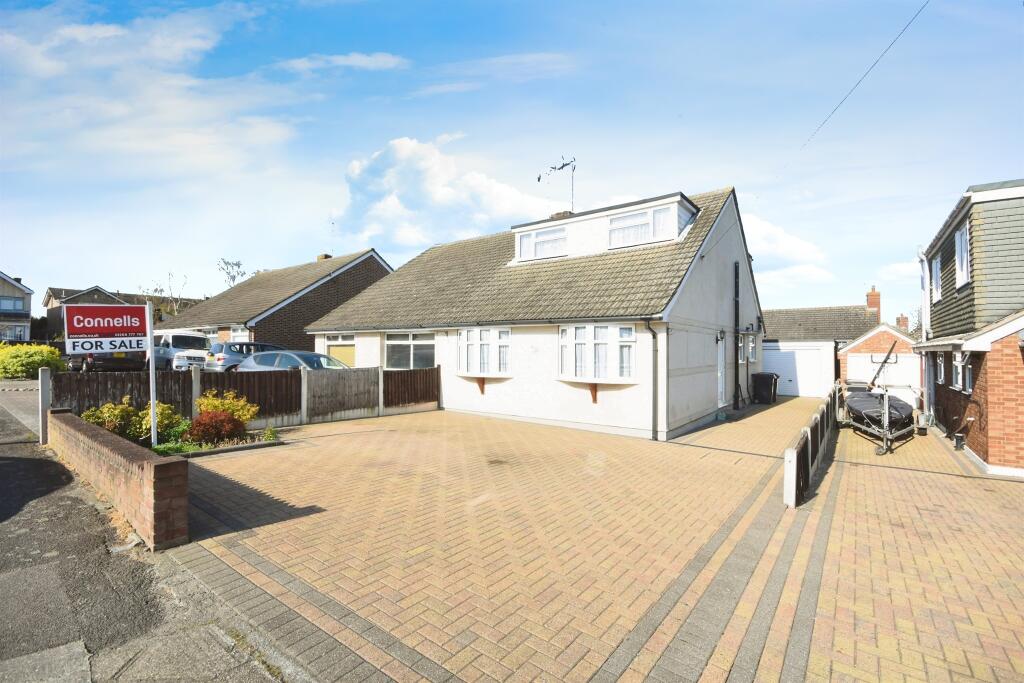 Main image of property: Exmouth Drive, Rayleigh