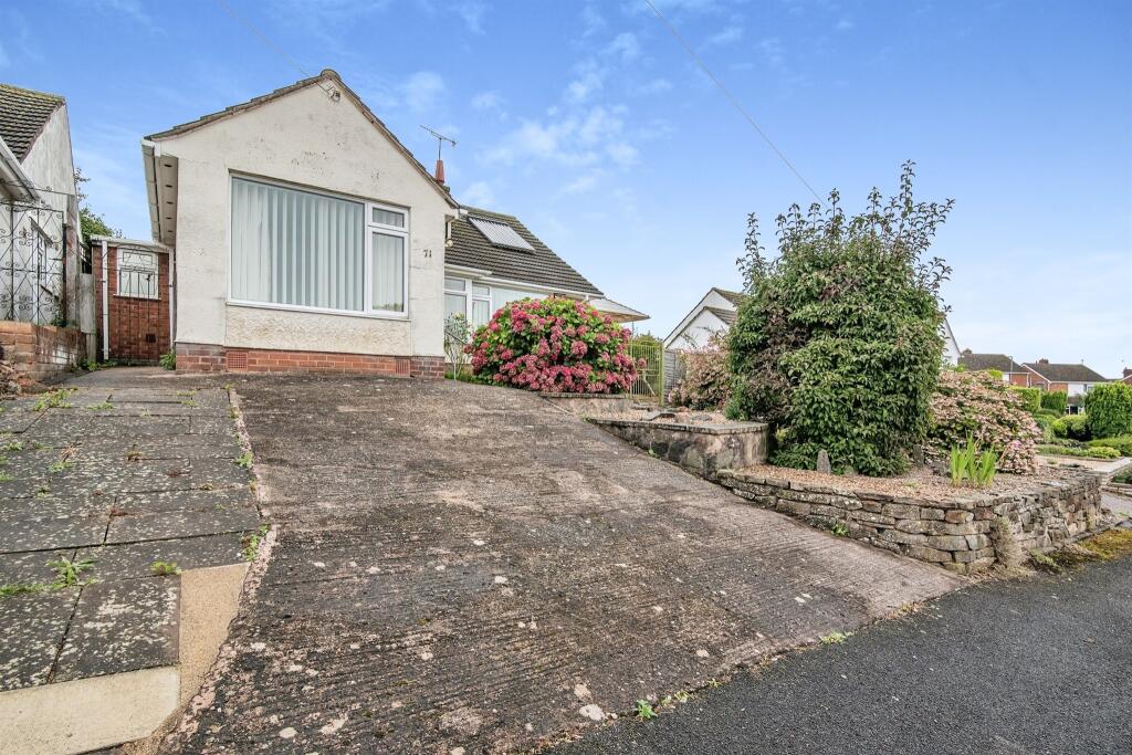 3 bedroom detached bungalow for sale in Meadow Road, Malvern, WR14