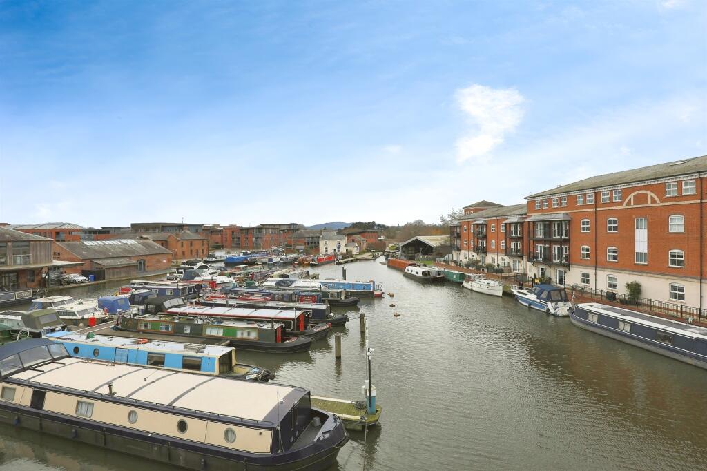 2 bedroom apartment for sale in Diglis Road, Worcester, WR5