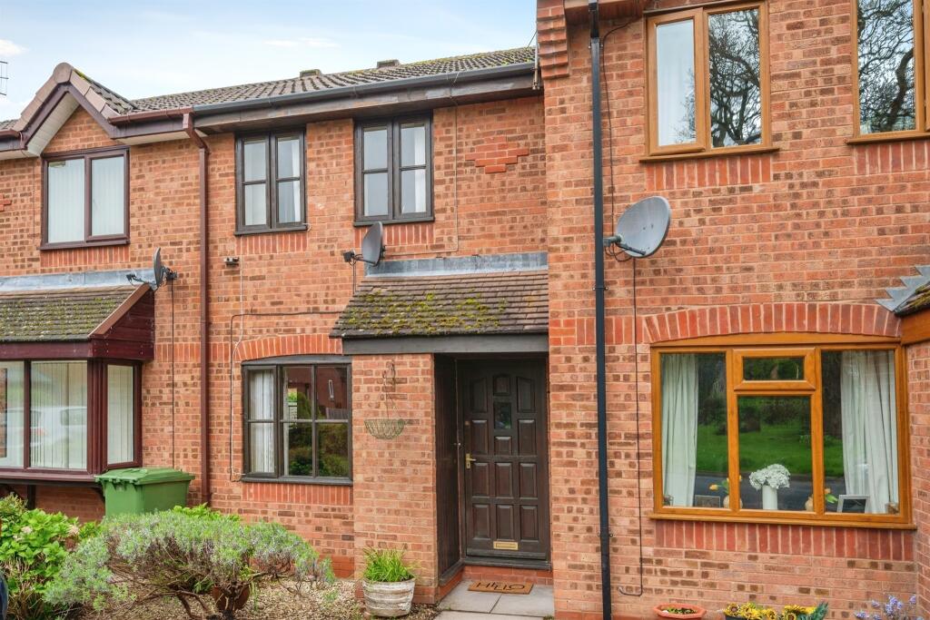 2 bedroom terraced house for sale in Lydford Terrace, Berkeley Alford, Worcester, WR4