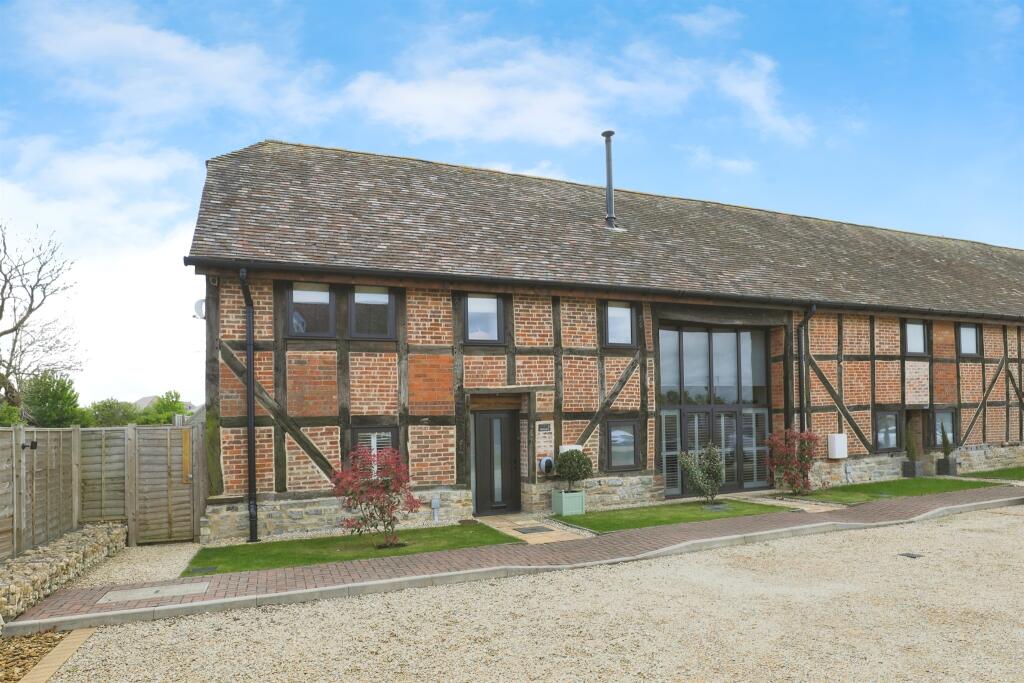 Main image of property: Allesborough Hill, Pershore
