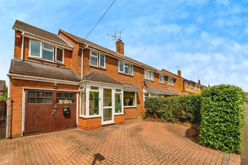 Main image of property: Linksview Crescent, Worcester