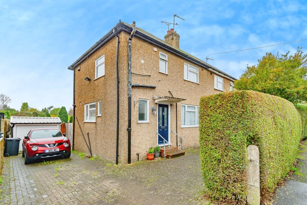 Main image of property: Oak Road, Caterham