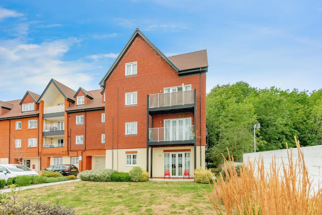 Main image of property: Station Road North, Merstham, Redhill