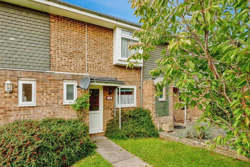 Main image of property: Sparrows Mead, Redhill