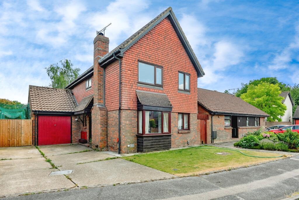 Main image of property: Harvestside, Horley