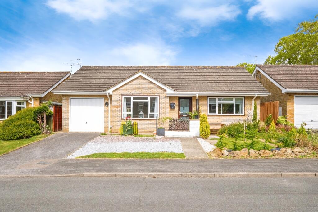 Main image of property: Nightingale Walk, BILLINGSHURST