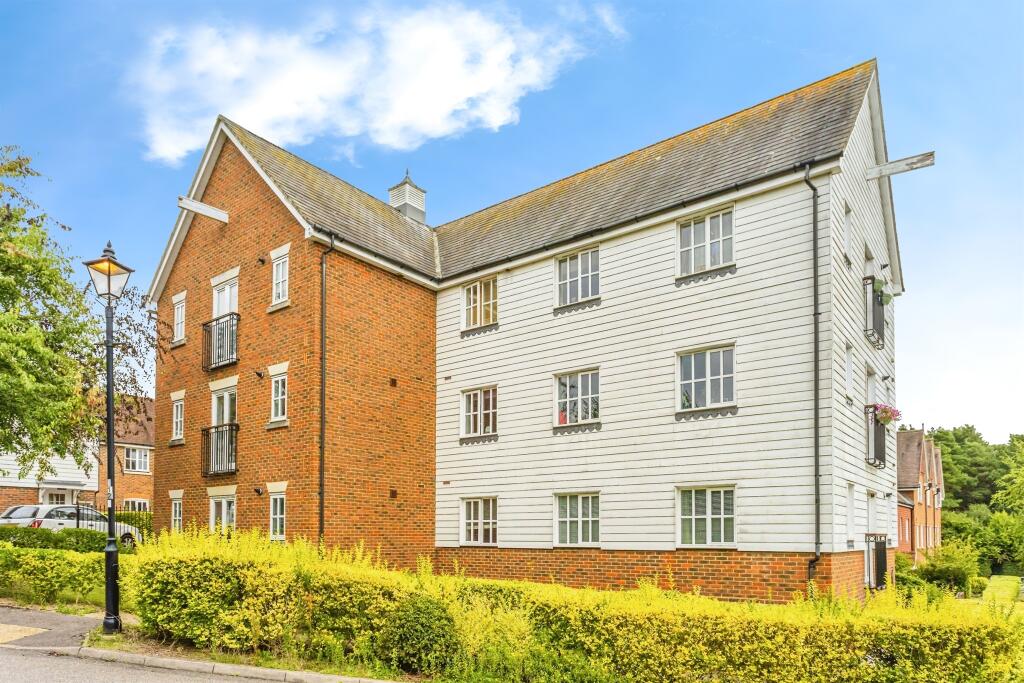 Main image of property: Farriers Lea, Haywards Heath