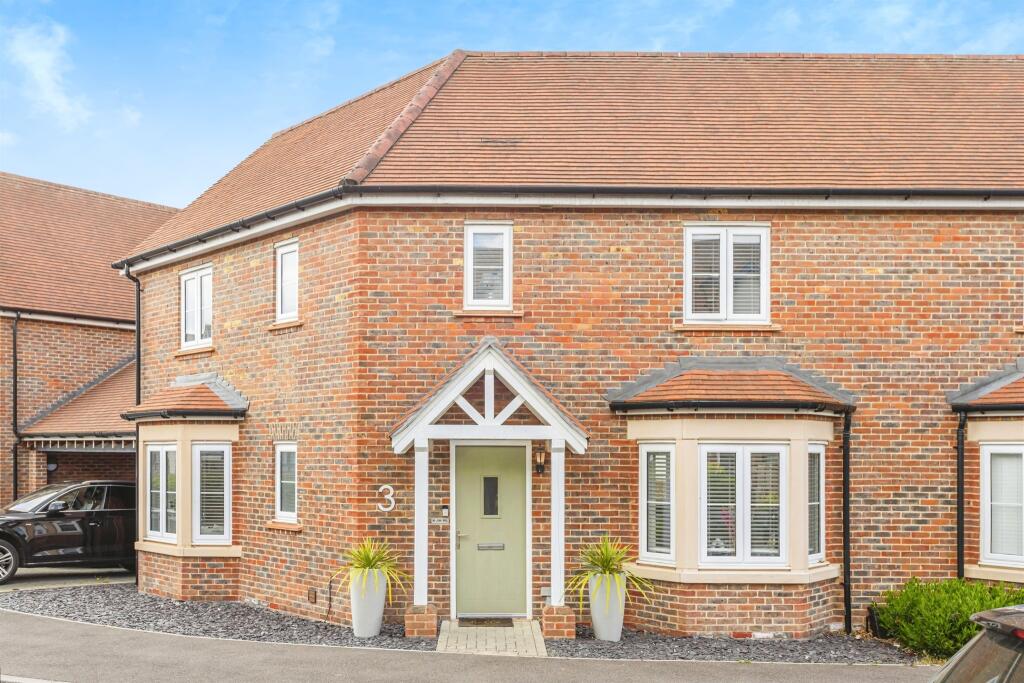 Main image of property: Bonnet Lane, Burgess Hill