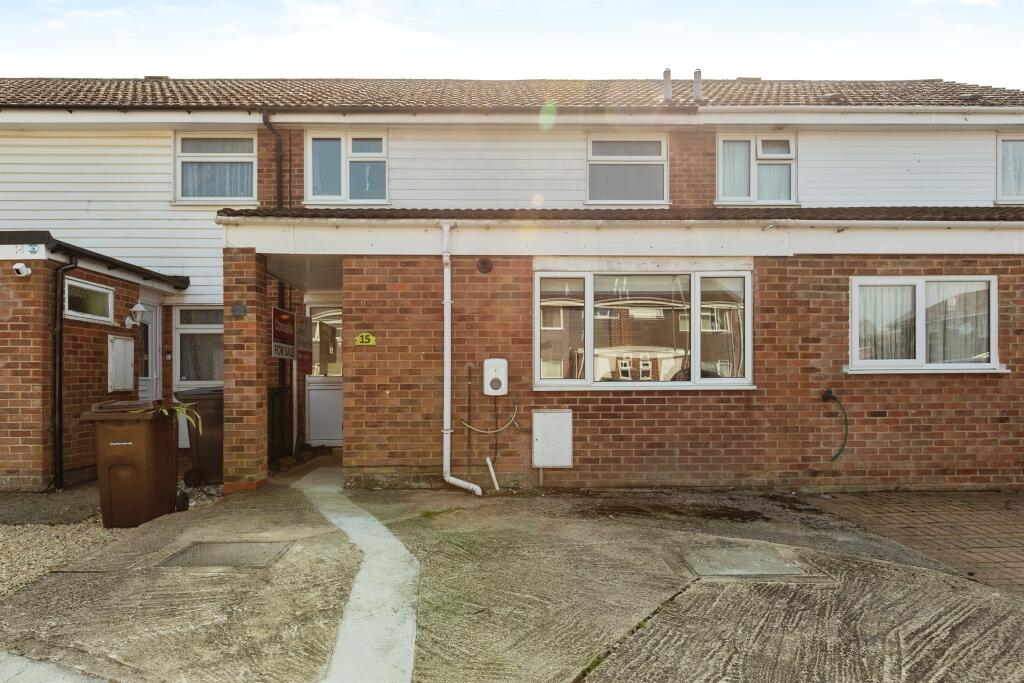 Main image of property: Woodgate Close, Grove, Wantage