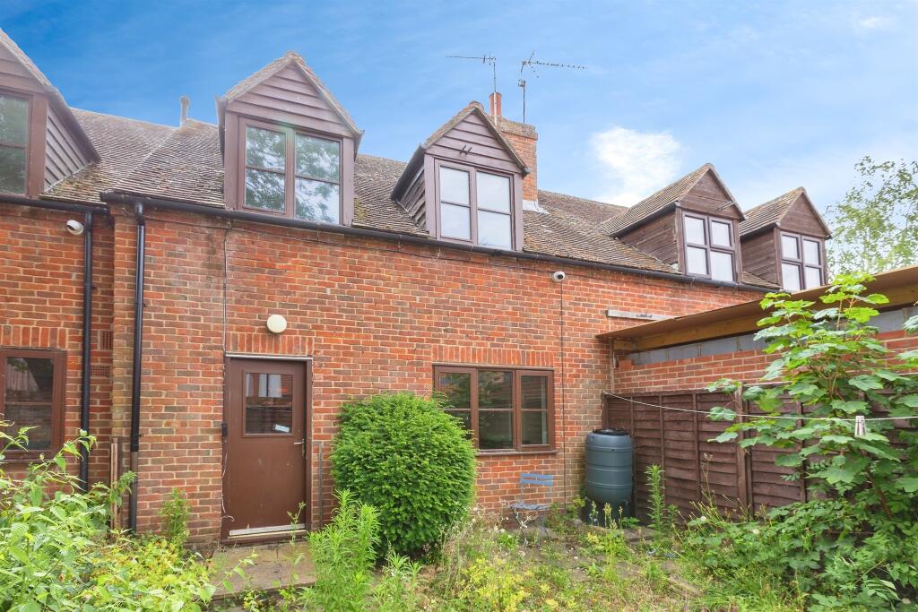 Main image of property: Goldsmiths Lane, Wallingford