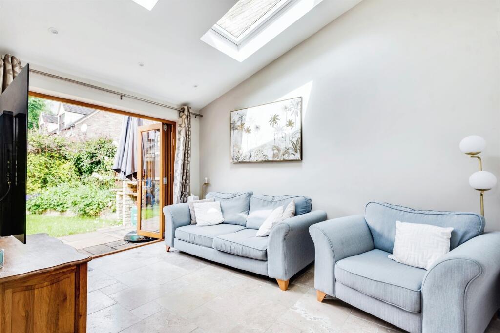 Main image of property: Idbury Close, Witney