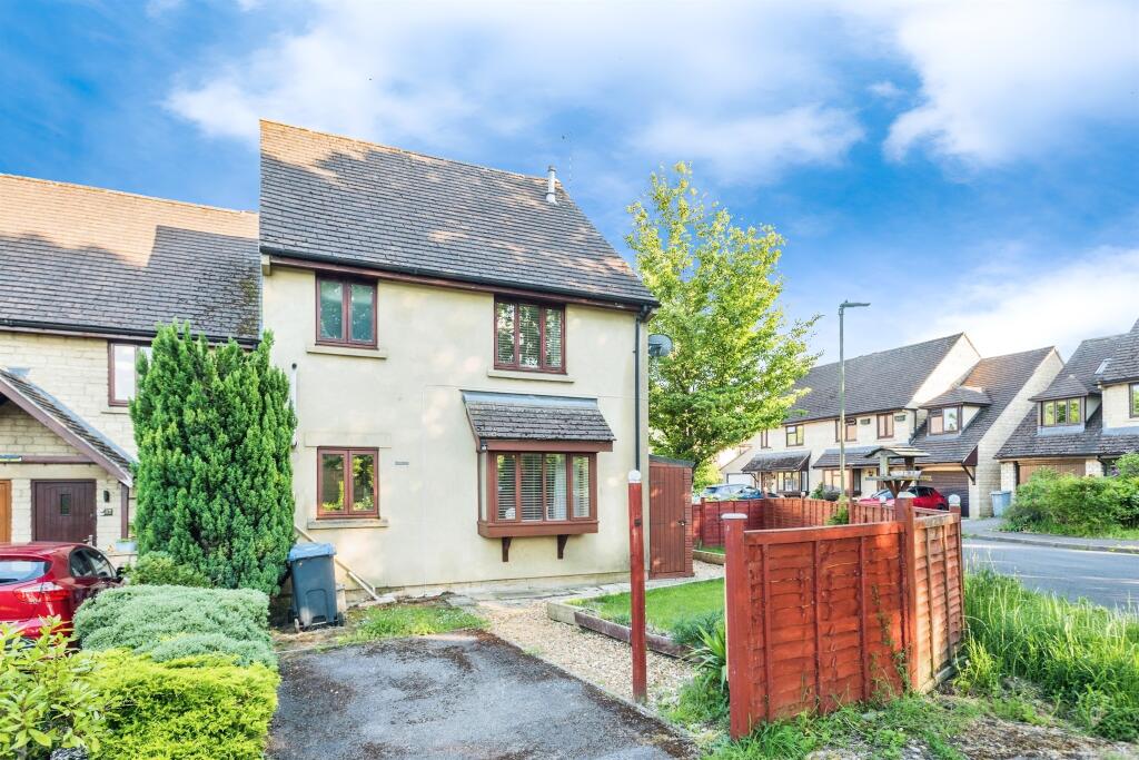 Main image of property: Farmington Drive, WITNEY