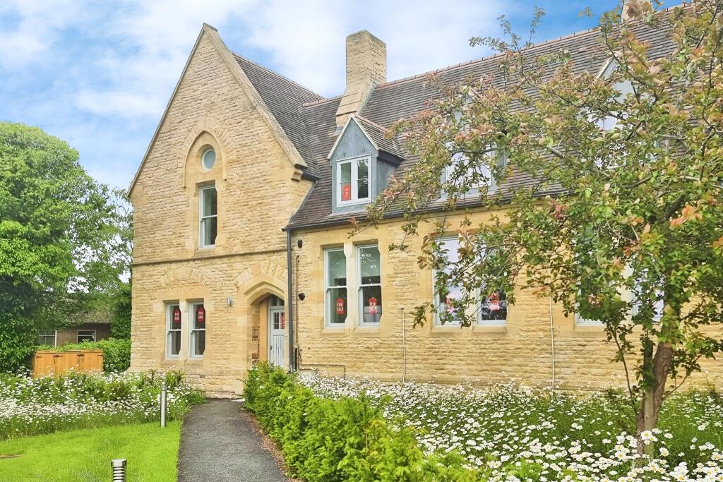 Main image of property: Banbury Road, Chipping Norton