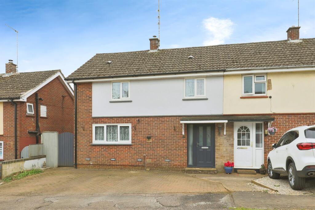Main image of property: Dover Avenue, Banbury