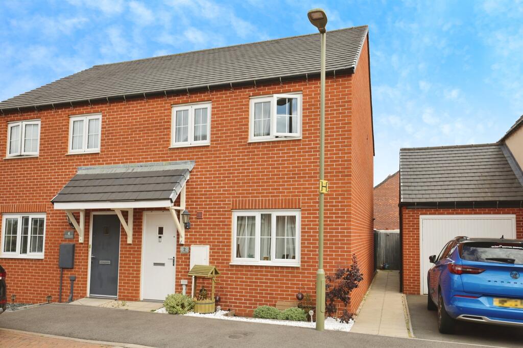 Main image of property: Foxtail Crescent, Bodicote, Banbury