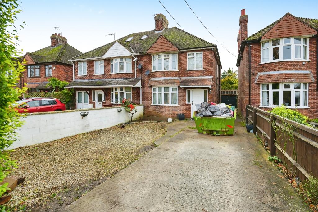 Main image of property: Buckingham Road, Bicester