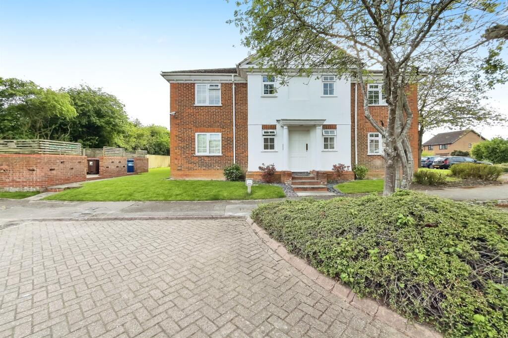 Main image of property: Kingfisher Way, Bicester