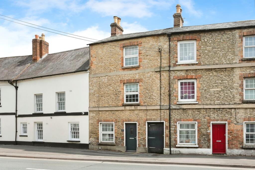 Main image of property: Kings End, Bicester