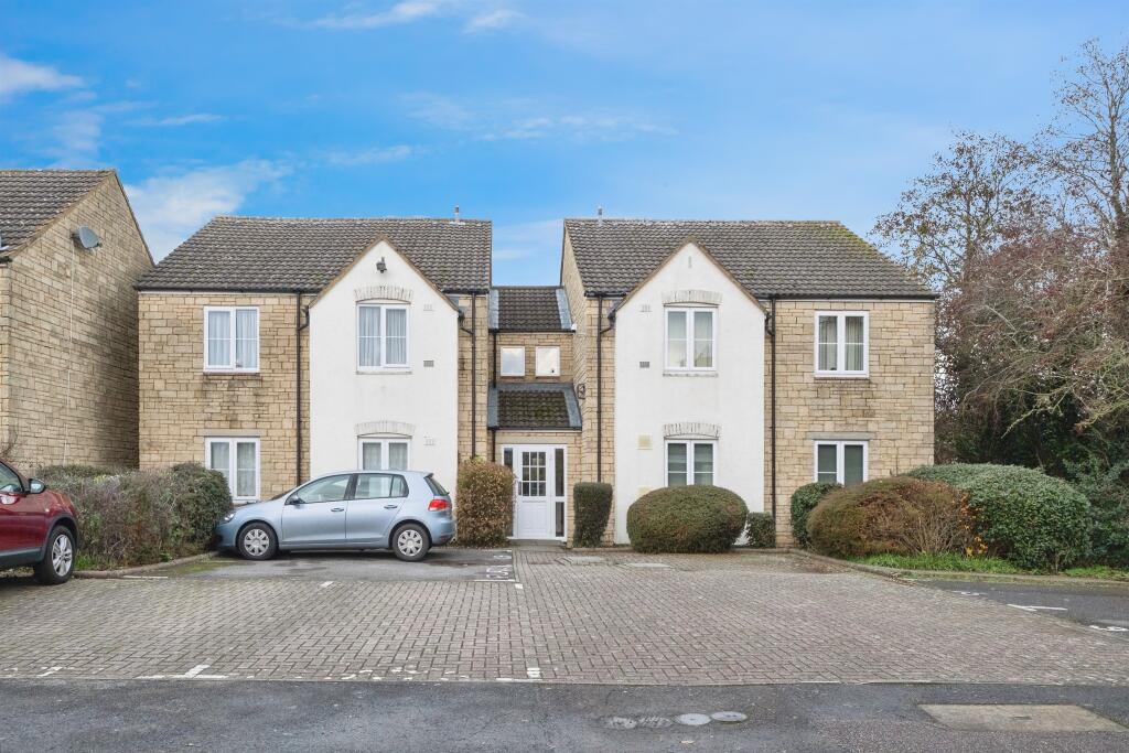 Main image of property: Avocet Way, Bicester