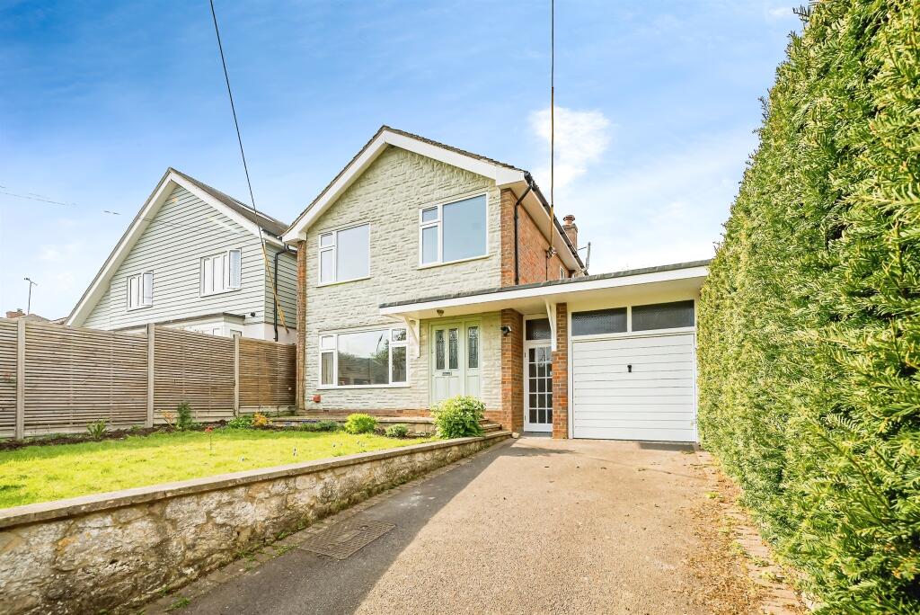 Main image of property: Aylesbury Road, Chearsley, Aylesbury