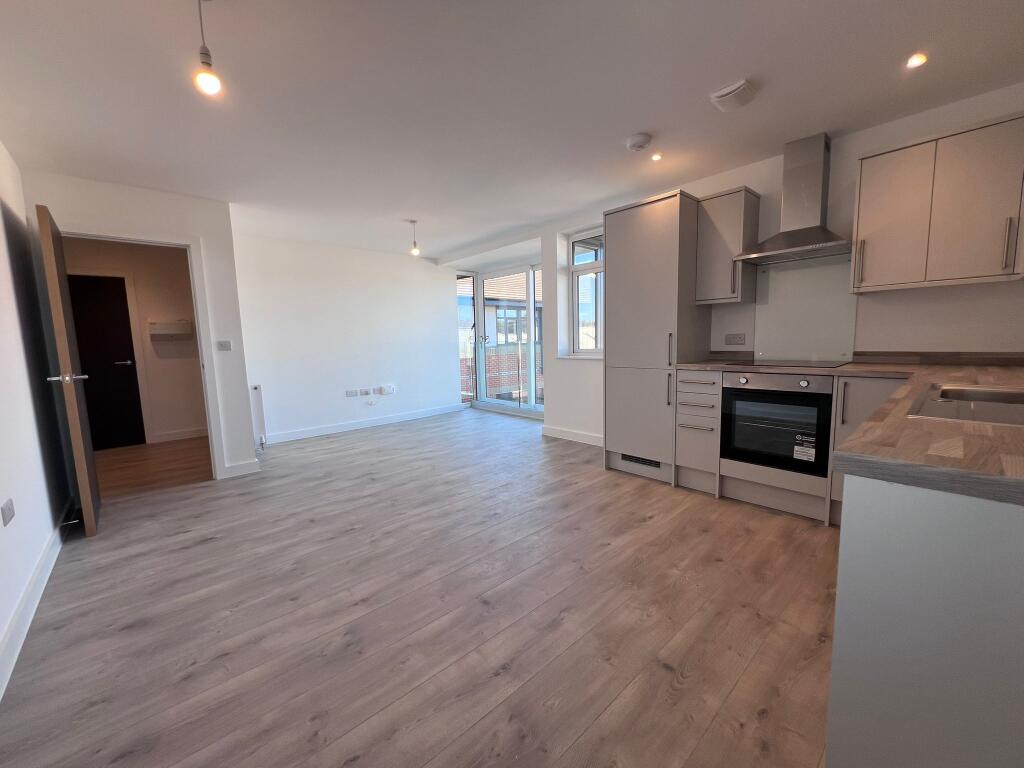 Main image of property: Thame Road, Haddenham, Aylesbury