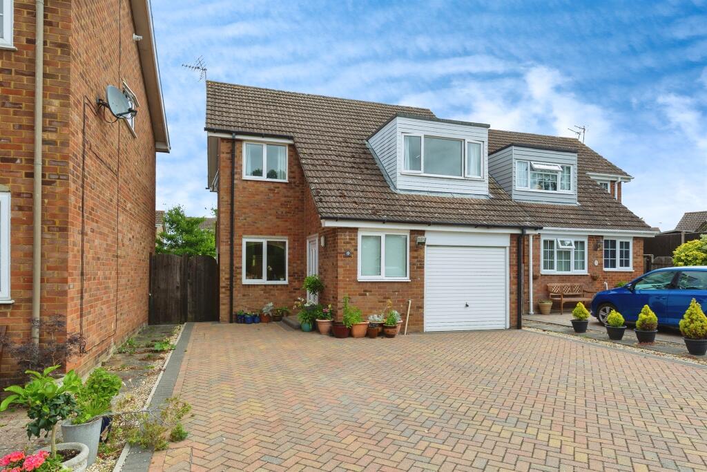 Main image of property: Strafford Way, Thame