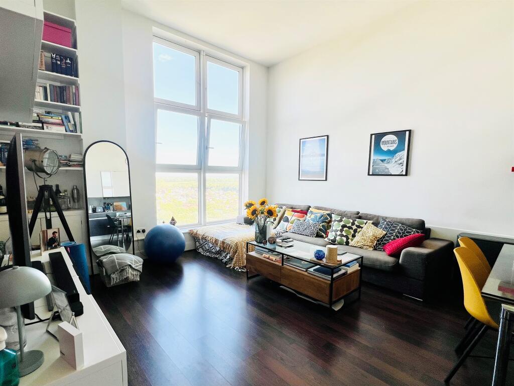 Main image of property: Skyline Plaza, Alencon Link, Basingstoke