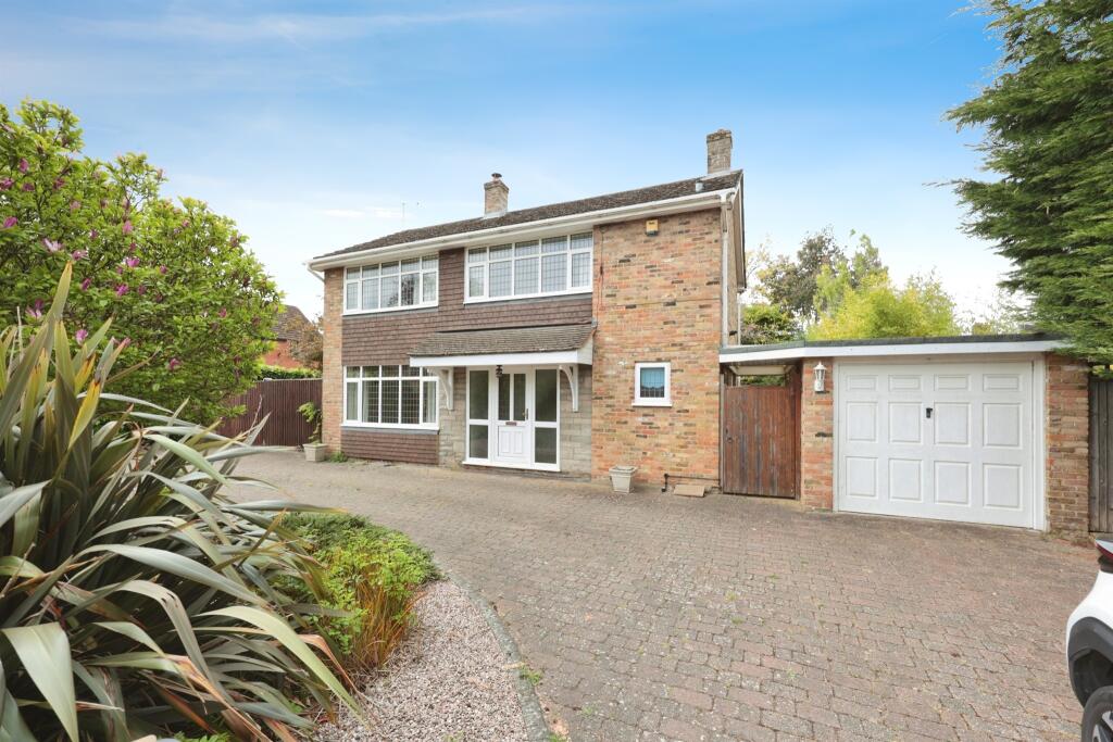 Main image of property: Hazlemere Road, Penn, High Wycombe