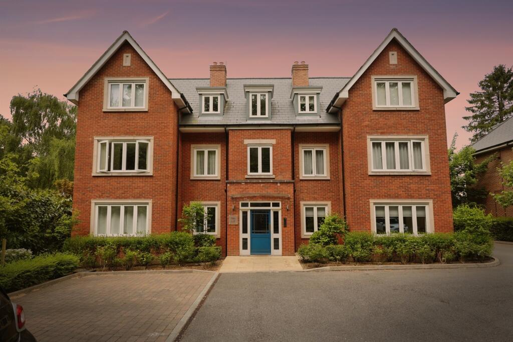 Main image of property: Amersham Road, High Wycombe