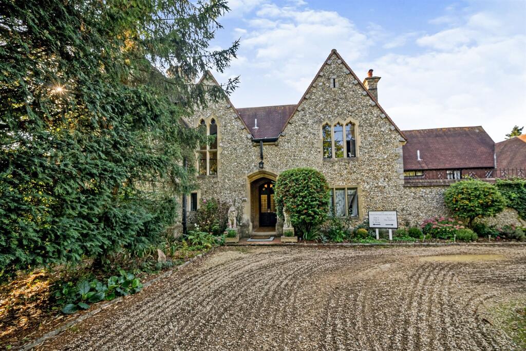 Main image of property: Wycombe Road, Prestwood, Great Missenden