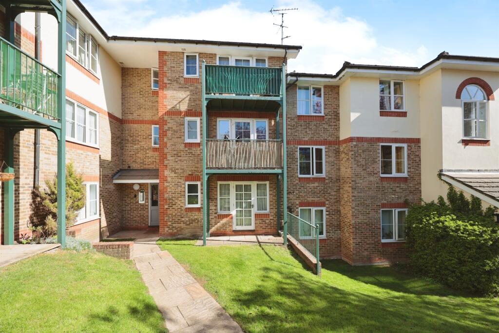 Main image of property: Alexandra Park, High Wycombe