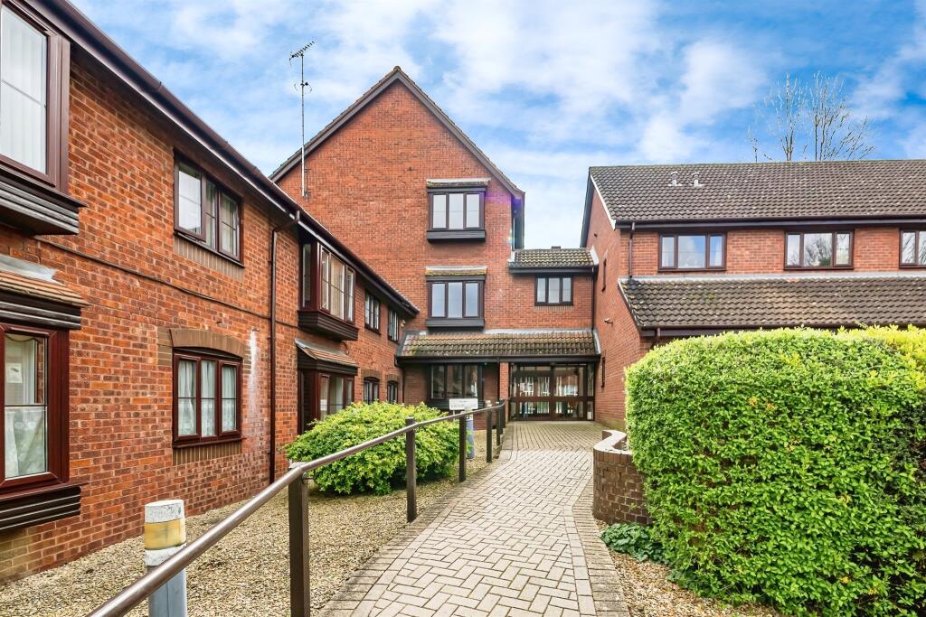 Main image of property: Beaconsfield Road, Aylesbury