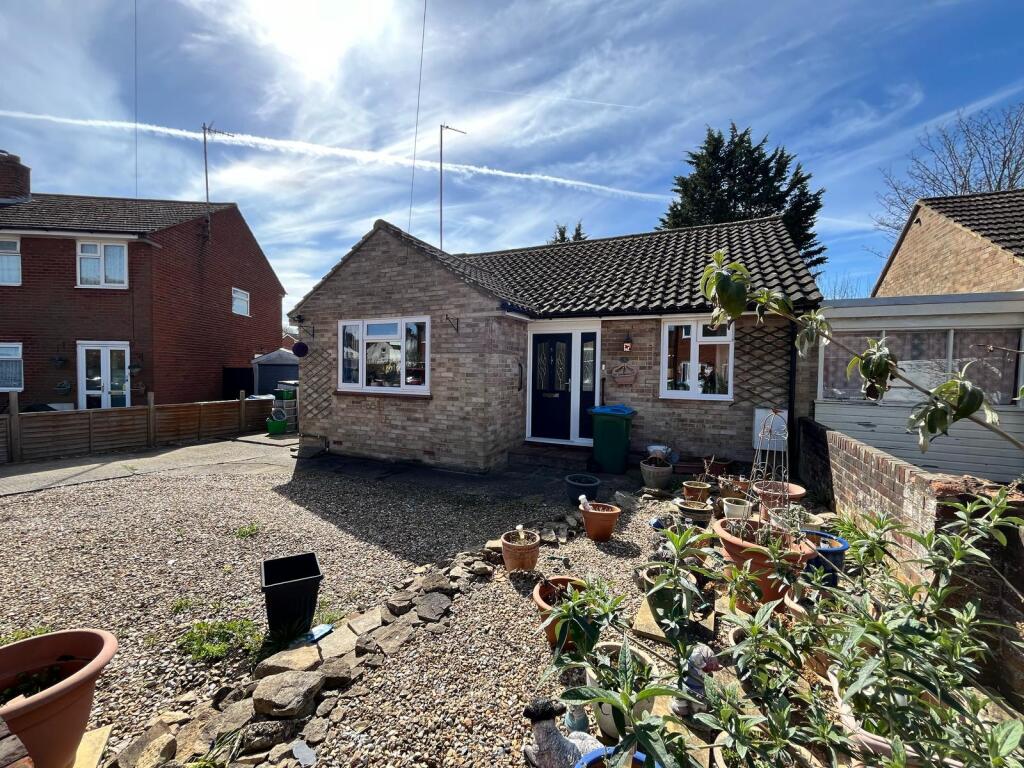 Main image of property: Leyfield Road, Aylesbury