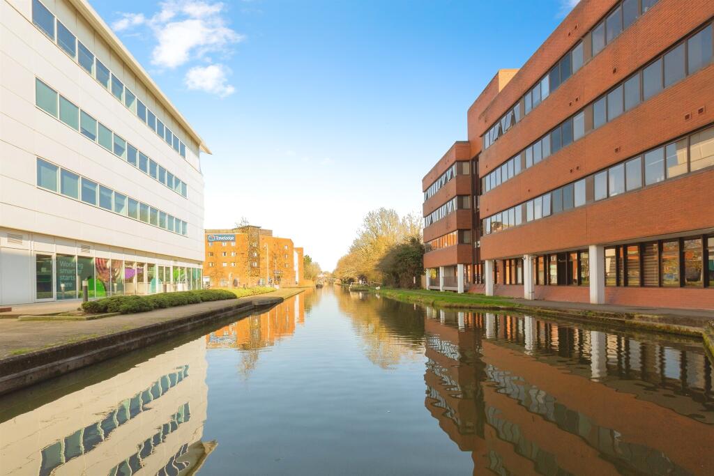 Main image of property: Walton Street, Aylesbury